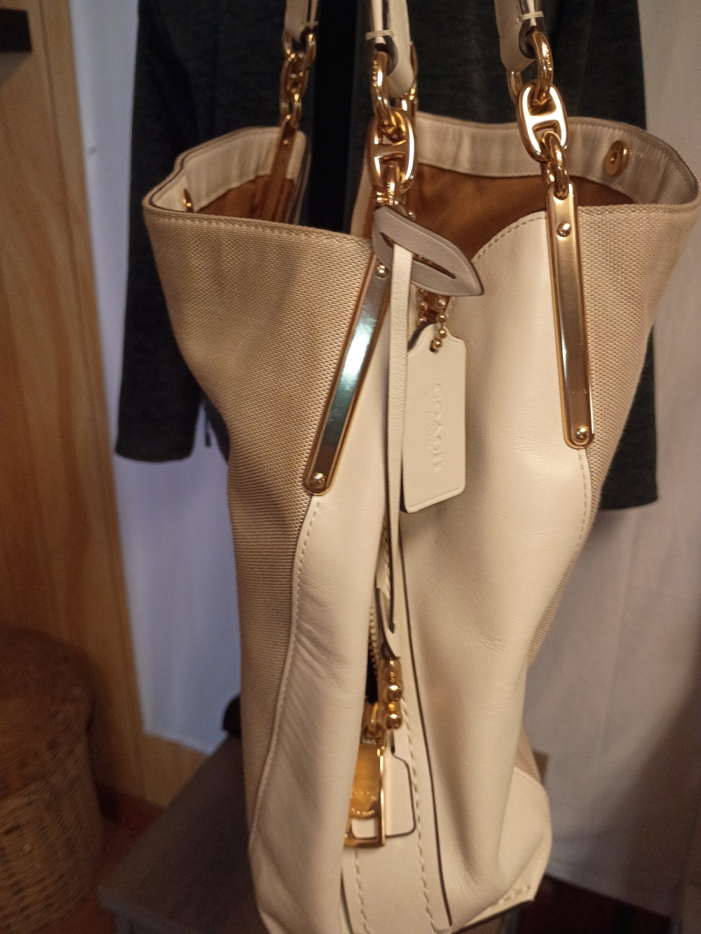 Coach Dalton 31 Horse And Carriage Jacquard& Leather Shoulder Bag - Picture 5 of 14